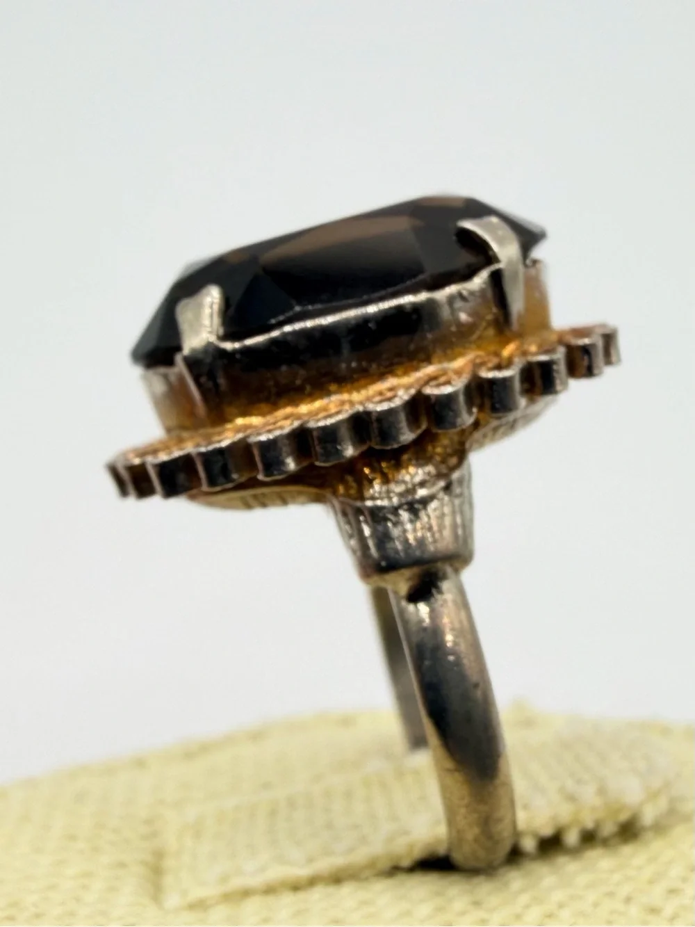 Vintage 1960s gold-tone adjustable smokey quartz cocktail ring